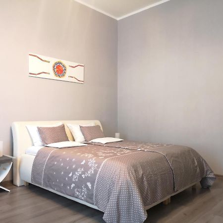 Central Apartment בודפשט מראה חיצוני תמונה