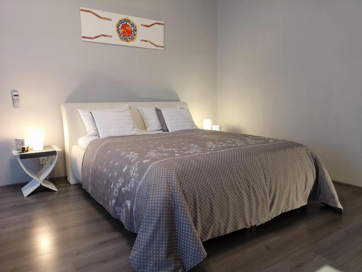 Central Apartment בודפשט מראה חיצוני תמונה