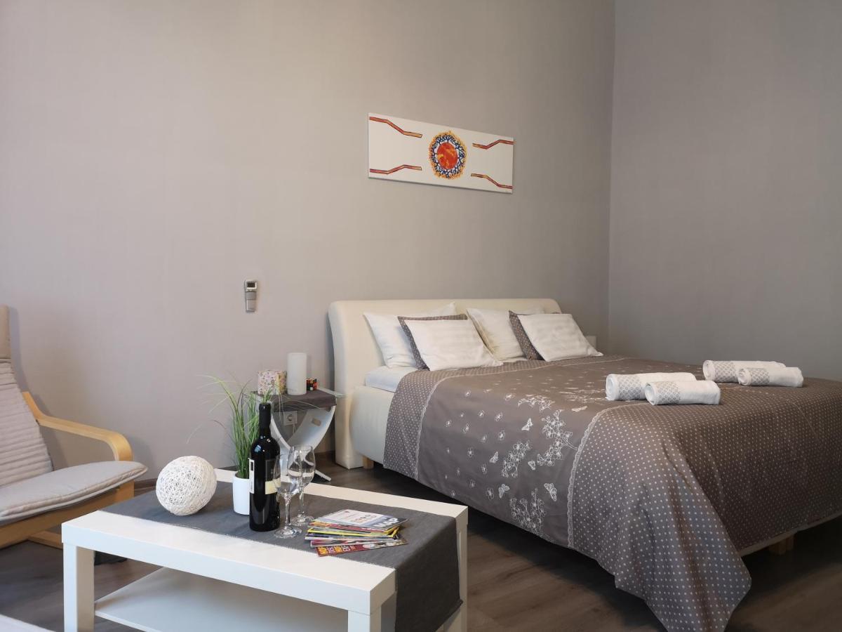 Central Apartment בודפשט מראה חיצוני תמונה
