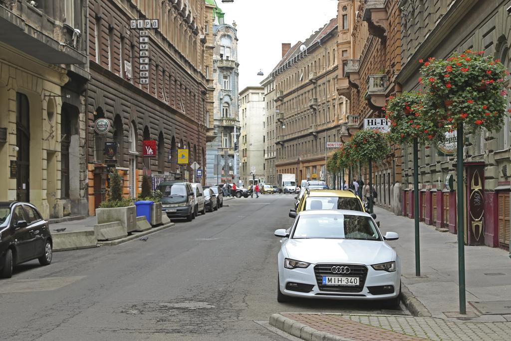 Central Apartment בודפשט מראה חיצוני תמונה
