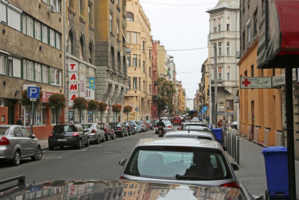 Central Apartment בודפשט חדר תמונה